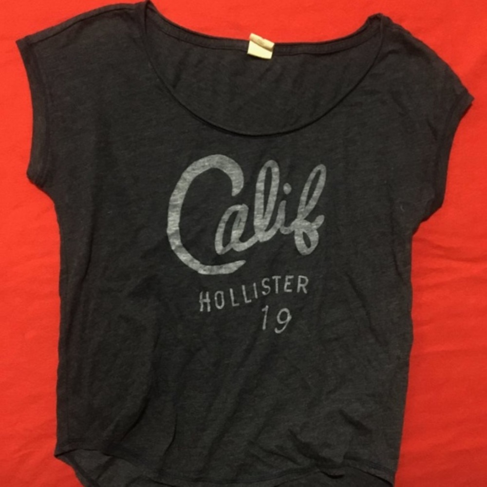 Hollister Short Sleeve Scoop Neck Loose Flow Top